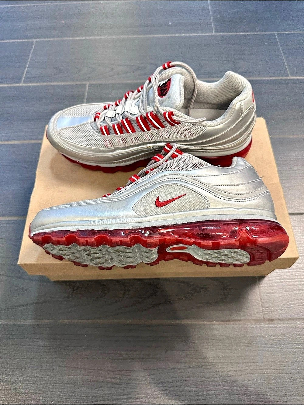 Nike Vintage 2010 Air Max 24-7 “Metallic Silver”. Men’s US 9.5. Worn Once.